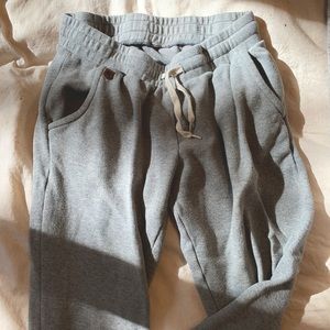 Burton grey sweatpants